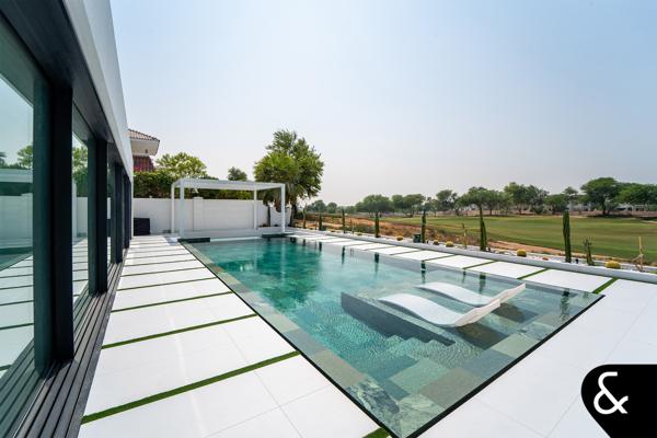 Exquisite Turnkey Golf Course Mansion in Sienna Views